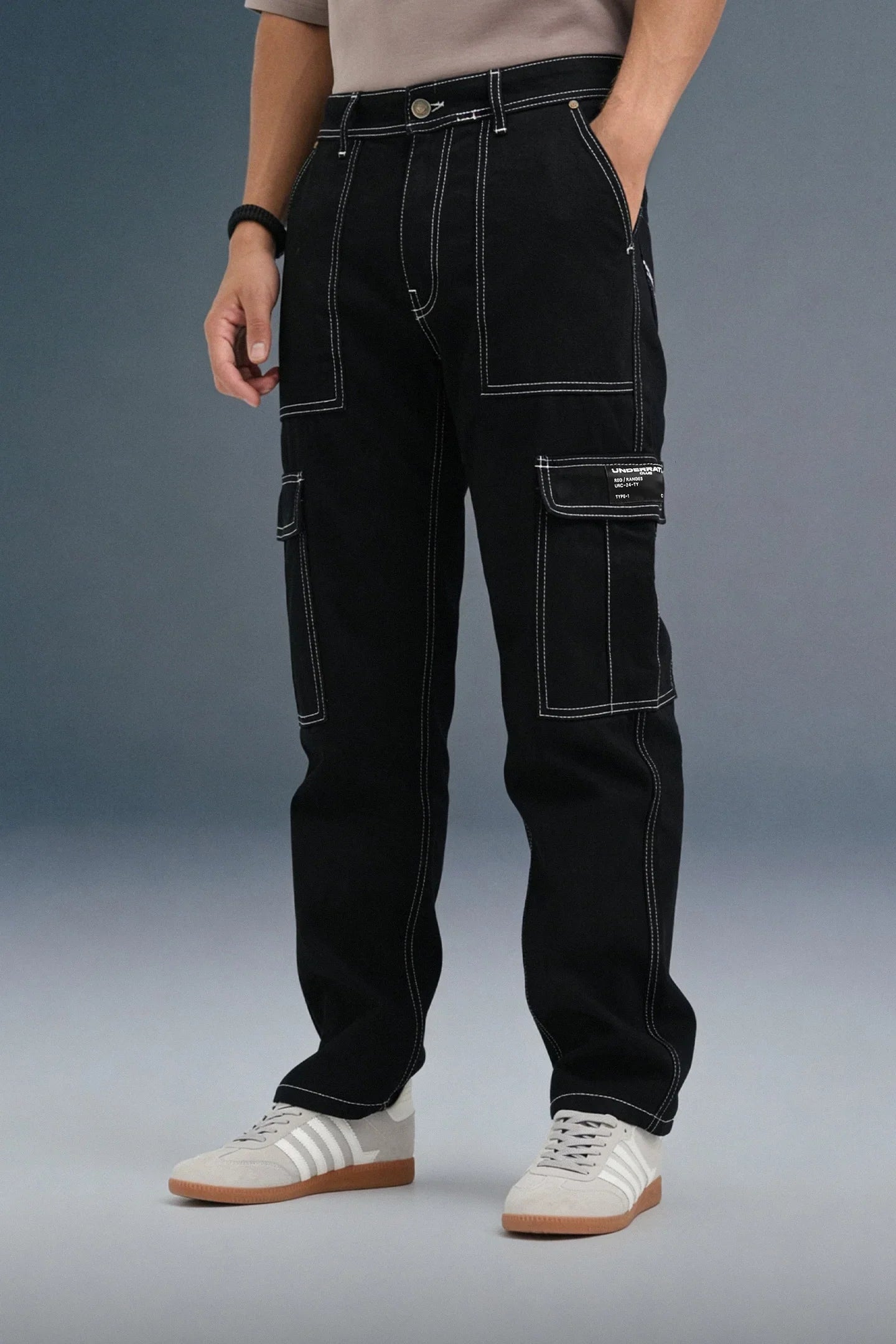 Black 6-Pocket Cargo Jeans for Men - Mid Rise Regular Fit